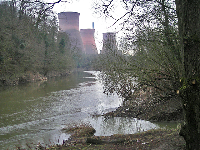 File:Looking upstream. - geograph.org.uk - 1746029.jpg