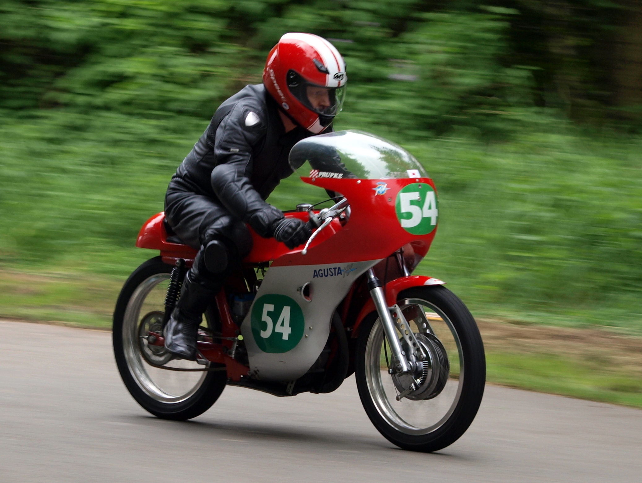 Рибас Виктор мотоцикл MV Agusta