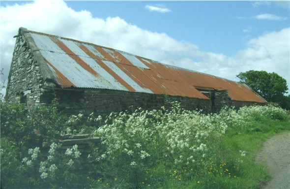 File:Old steading at Reaster - geograph.org.uk - 479435.jpg