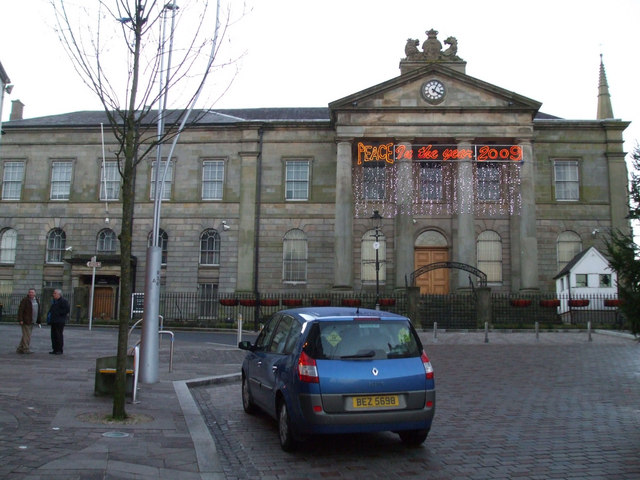 File:Peace in the Year 2009, Omagh - geograph.org.uk - 1093110.jpg