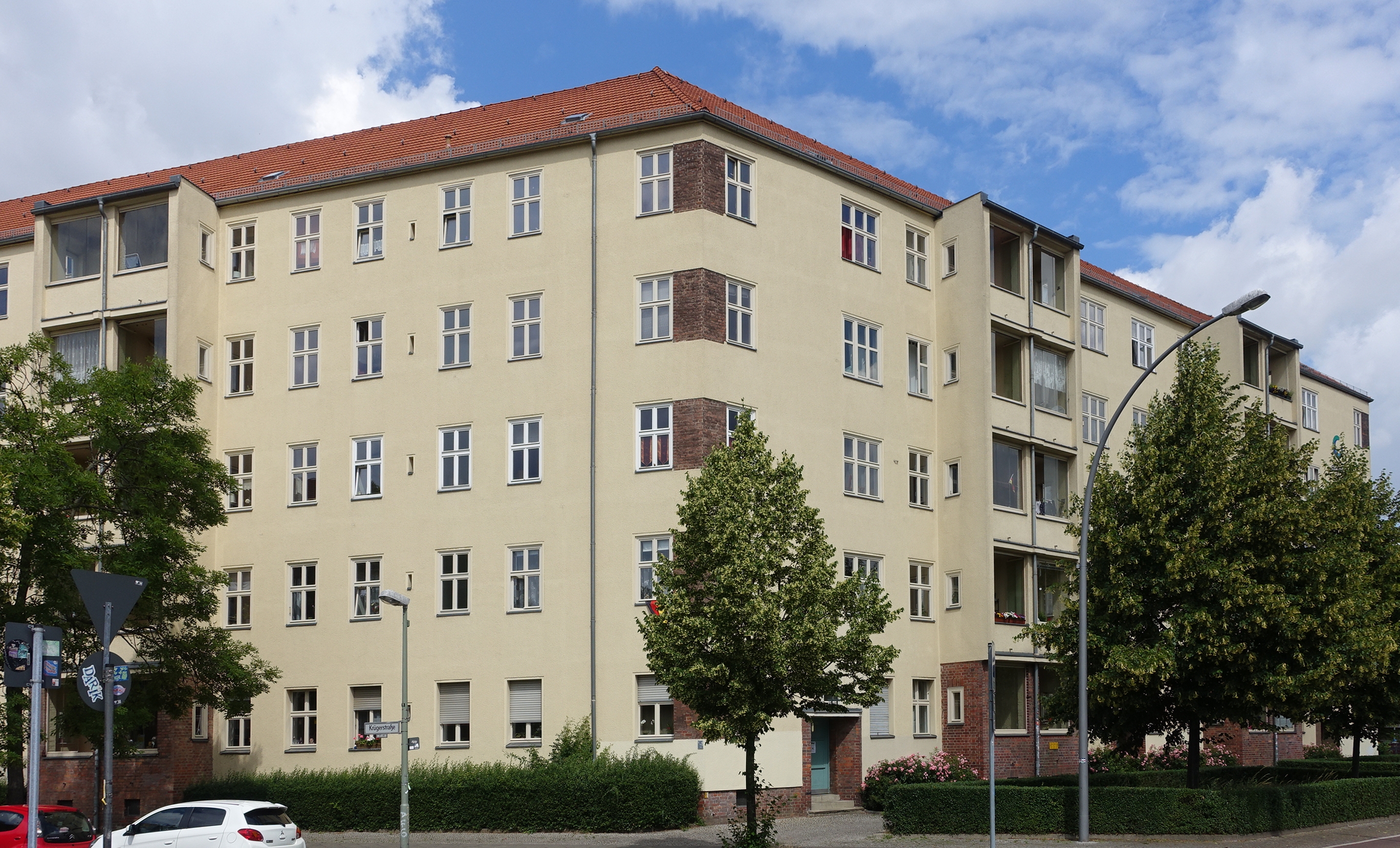 Prenzlauer Allee 136-138 (Berlin-Prenzlauer Berg).jpg. 