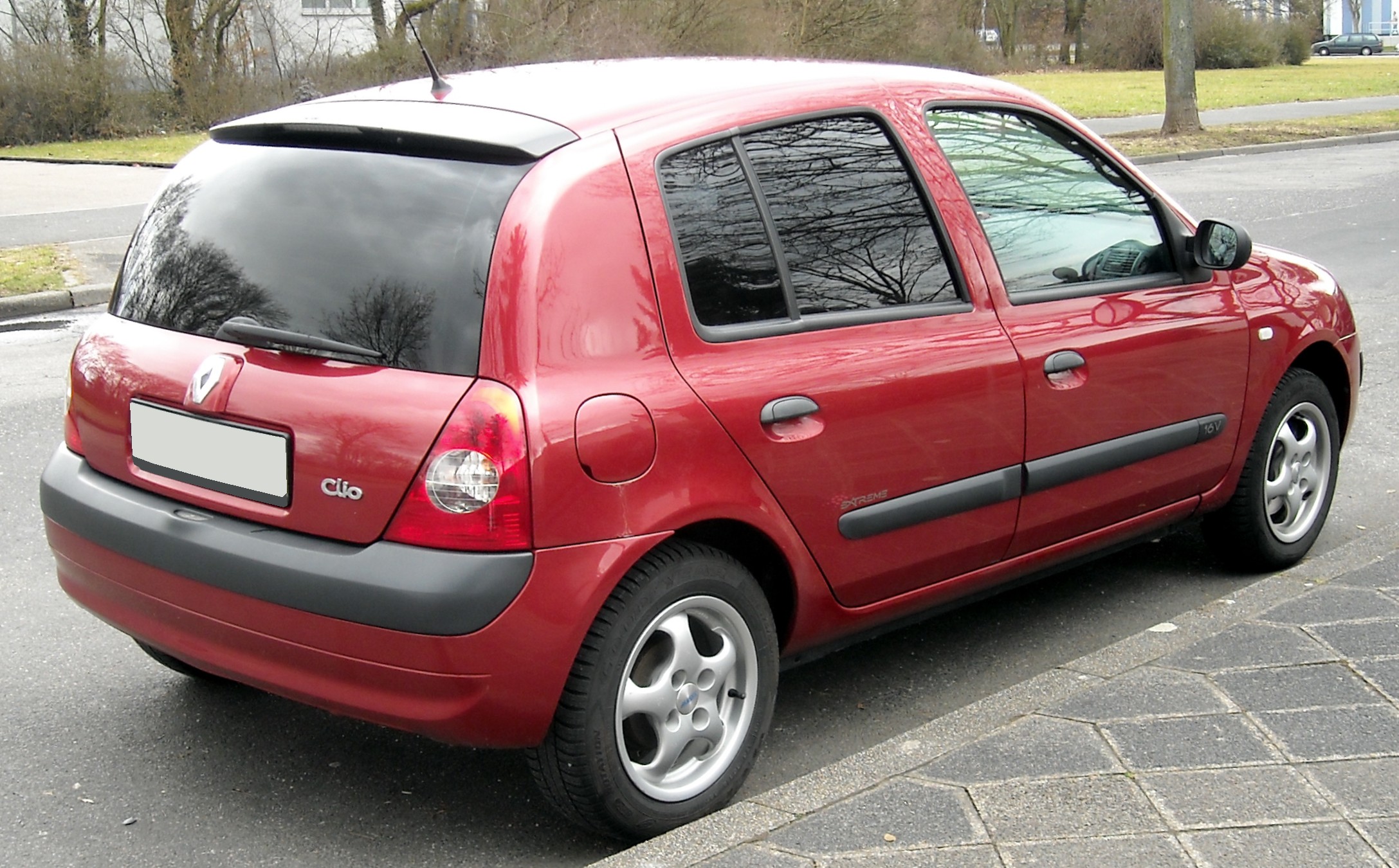 File:Renault Clio II rear 20090329.jpg - Wikimedia Commons