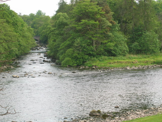 File:View towards Bridge of Feugh - geograph.org.uk - 16413.jpg