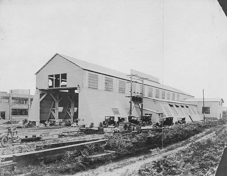 File:Walker Cut Stone Company warehouse, Washington State Capitol complex construction supplier, Tacoma, ca 1925 (WASTATE 1893).jpg