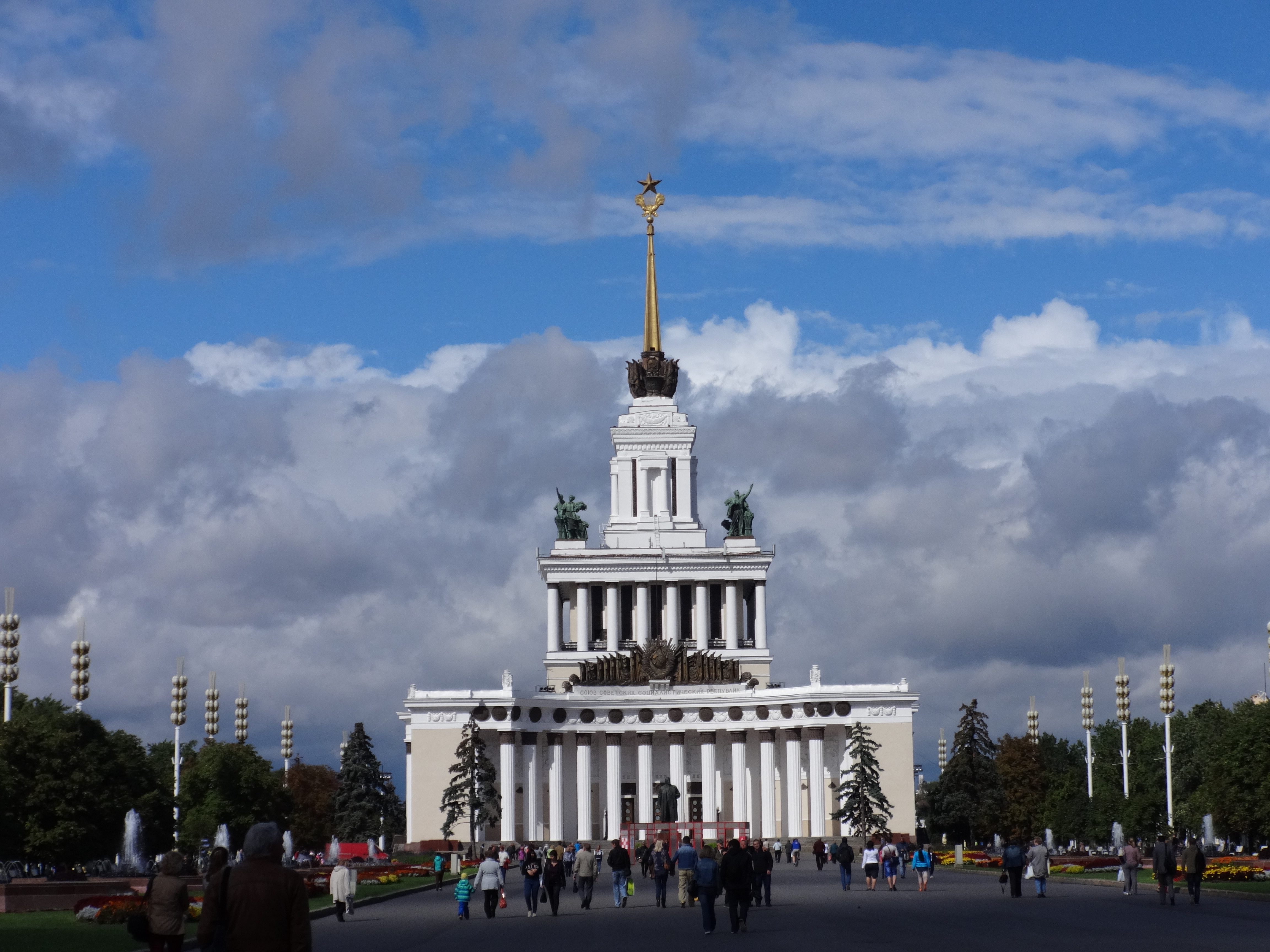 белорусский павильон на вднх мебель