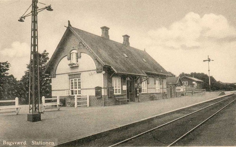 File:Bagsværd Station vintage photo.jpg