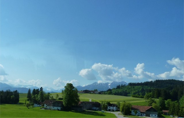 File:Blick nach Eisenberg (View towards Eisenberg) - geo.hlipp.de - 37334.jpg