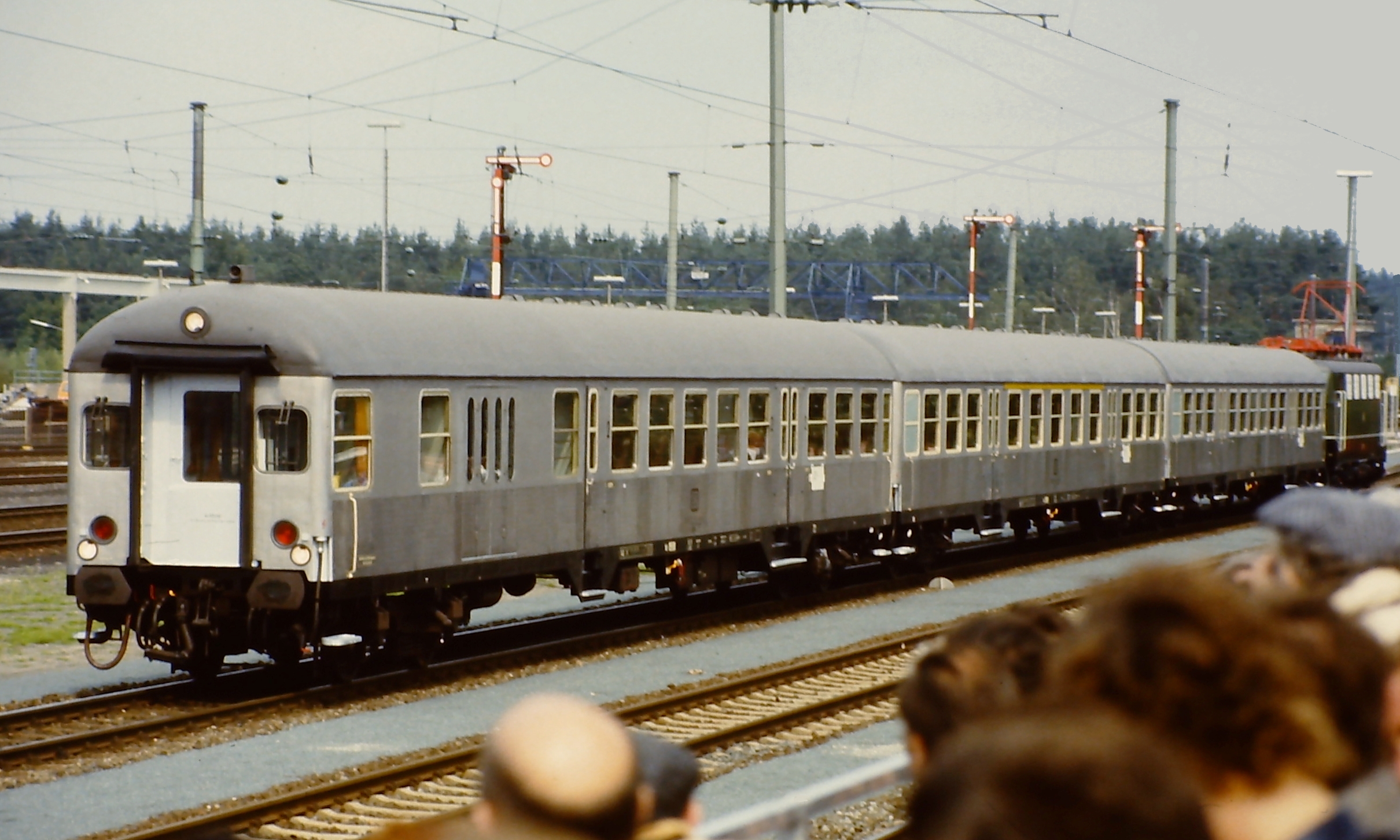 Puffer-/Wagenhöhe FLN/Roco Umbauwagen Bn-Wendezug