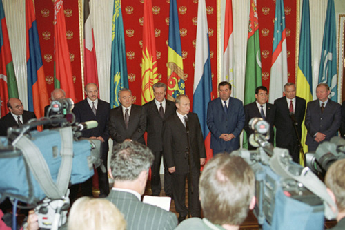 File:CIS Summit 20-22 June 2000-5.jpg