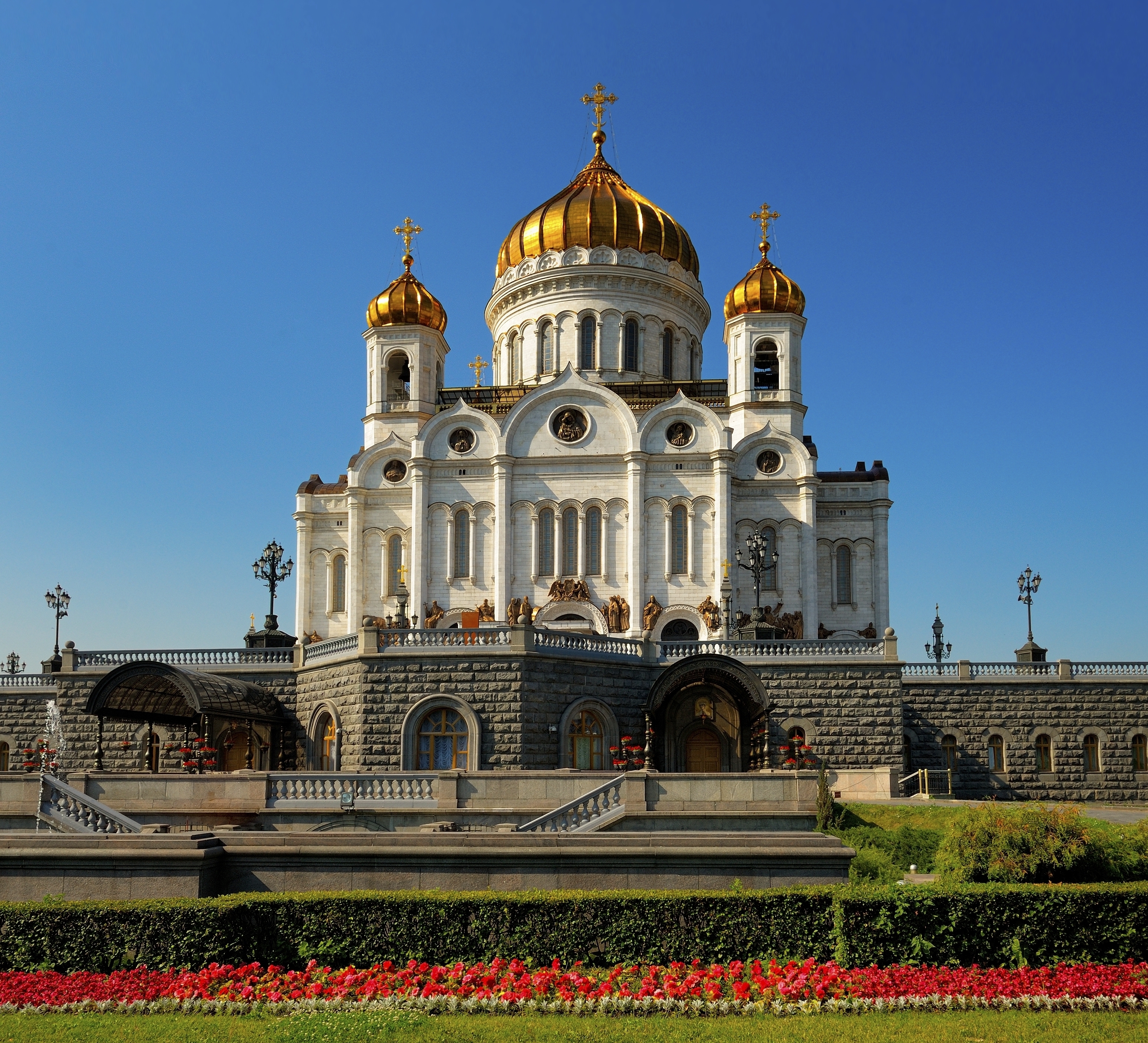 Церкви и храмы москвы. Кафедральный собор Христа Спасителя. Кафедральный собор храма Христа Спасителя, Москва. Главный храм Москвы храм Христа Спасителя. ХХС Успенский Владимир собор.