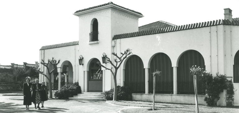 Cottesloe Civic Cente (Overton Lodge) in Spanish Mission style 1950Cottesloe Civic Cente (Overton Lodge) in Spanish Mission style 1950