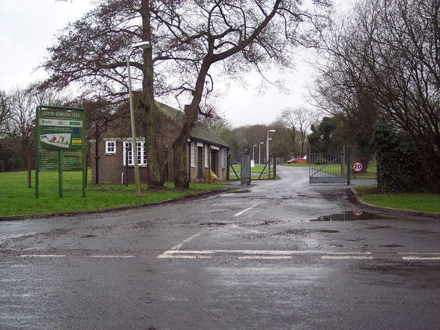 File:Entrance to Dinton Business Park - geograph.org.uk - 313725.jpg