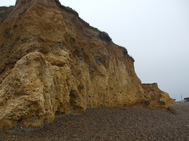 File:Geological cliffs - geograph.org.uk - 1417036.jpg