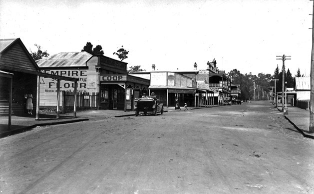 File:Greenbushes WA Blackwood Road.jpg