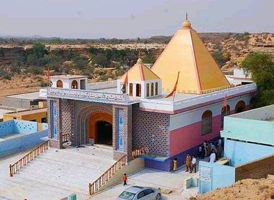 Sivan temple location karak Malaysia Hanuman