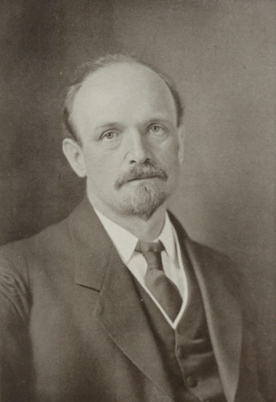 Hermann Suter (1870–1926).jpg