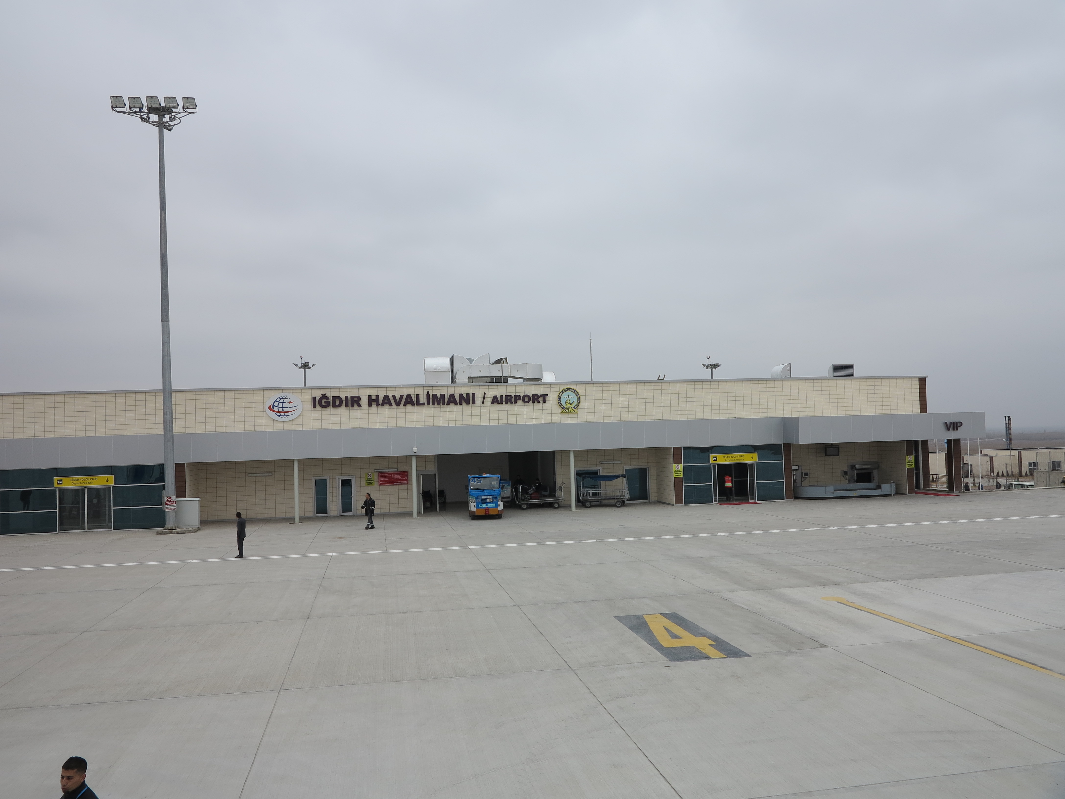 Igdir Airport Wikipedia - roblox regional airport uncopylocked