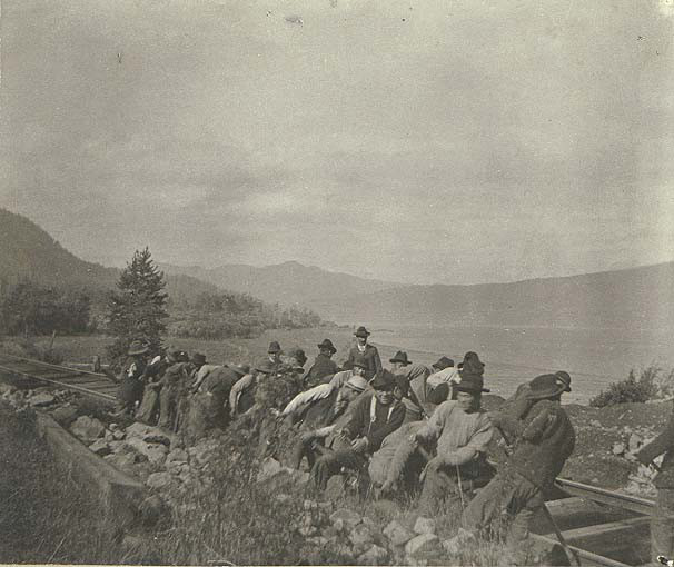 Chinese railroad workers