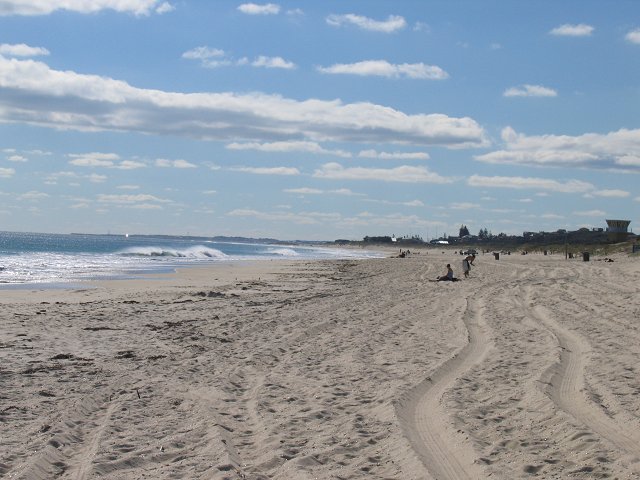 File:ScarboroBeach.jpg