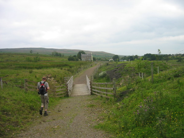 File:Sustrans Cycle Route72 near Halton-Lea-Gate - geograph.org.uk - 898763.jpg