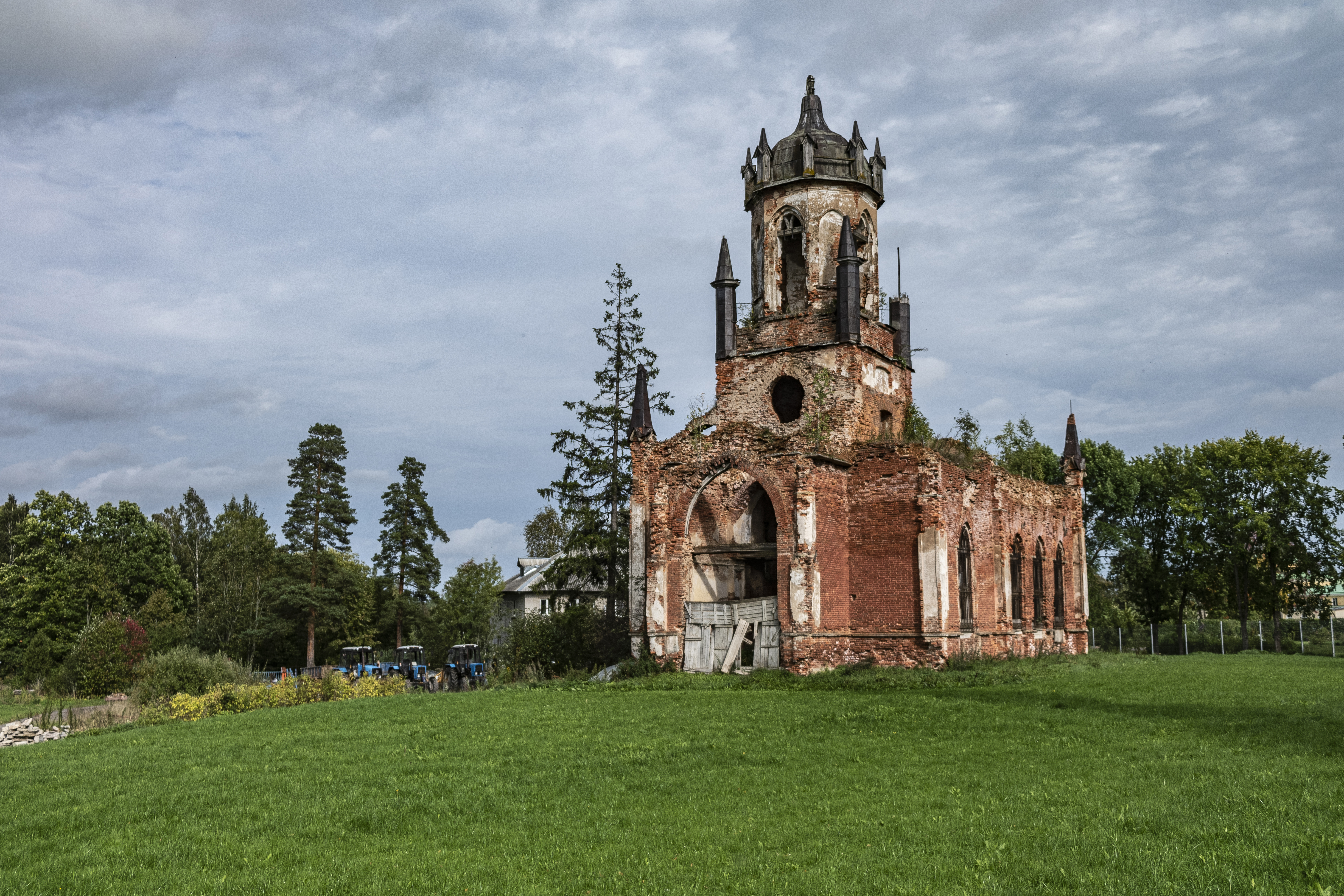 Общая церковь. Андрианово (Ленинградская область).