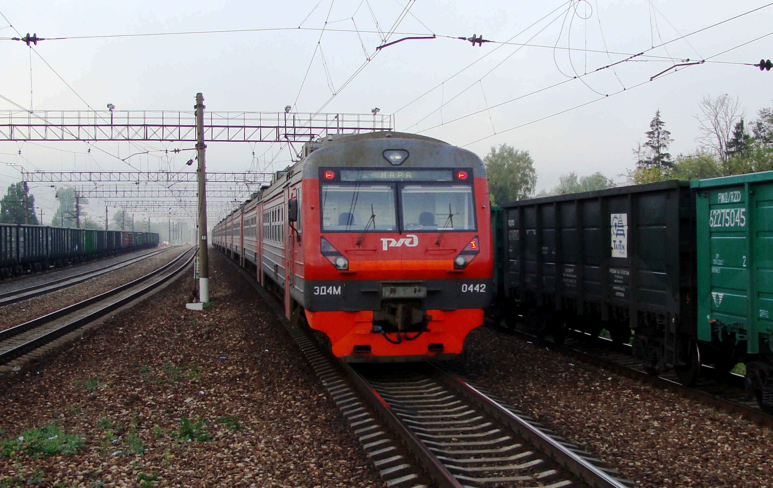 Электрички москва икша сегодня. Электропоезд эд4м-0438. Эд4м 0452. Эд4м 0438 Байкал. Электропоезд эд4м 0442.