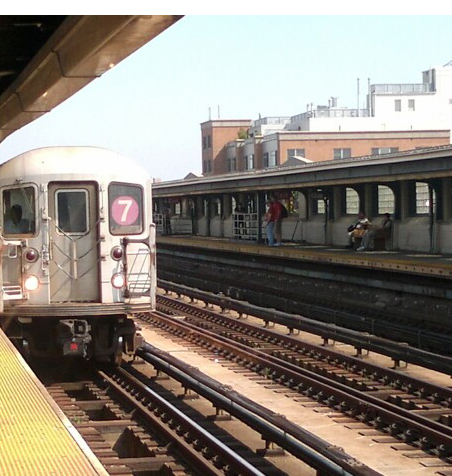 File:7 Train at 40th Street-Lowery Street.jpg