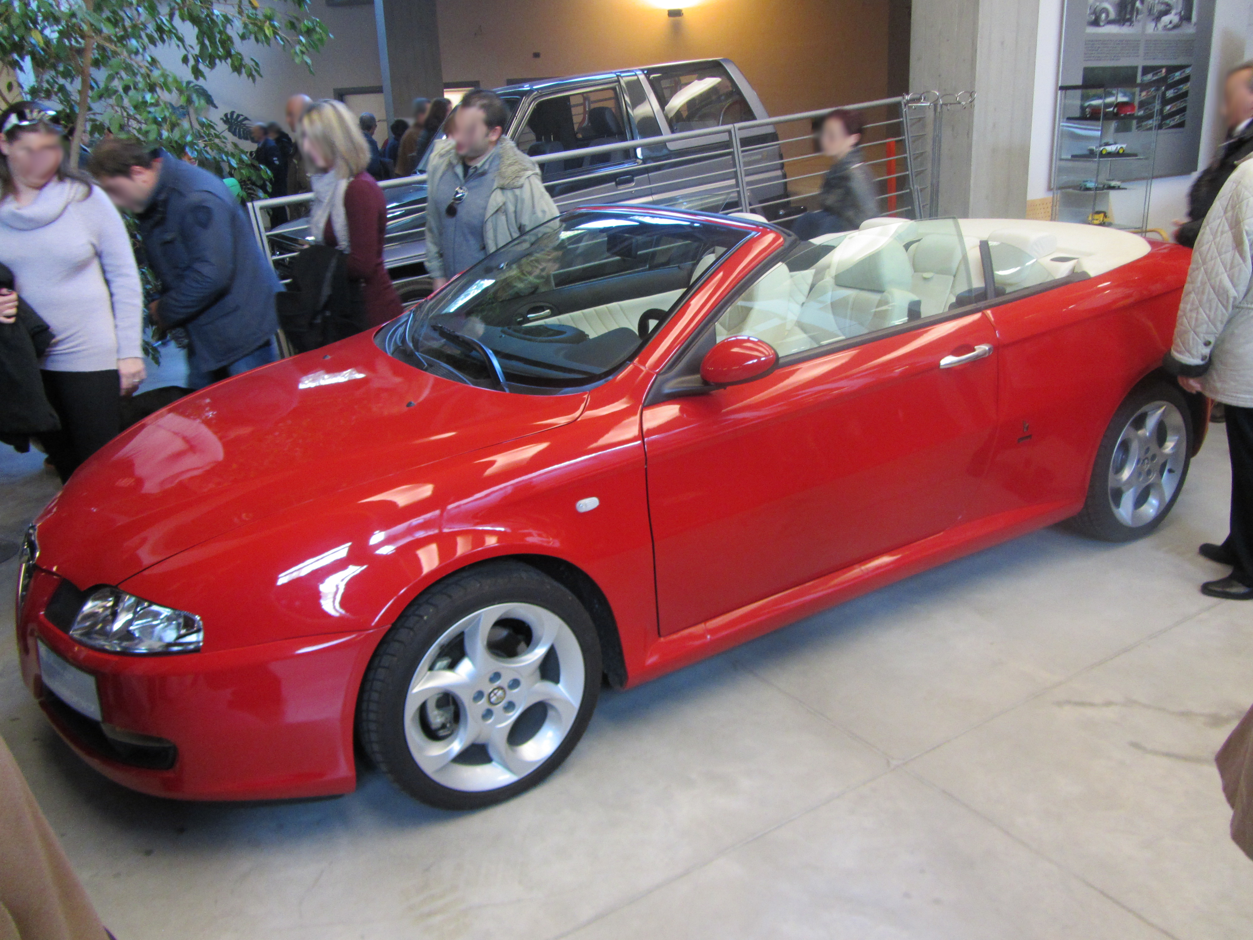 File Alfa Romeo Gt Cabrio Concept 8 Jpg Wikimedia Commons