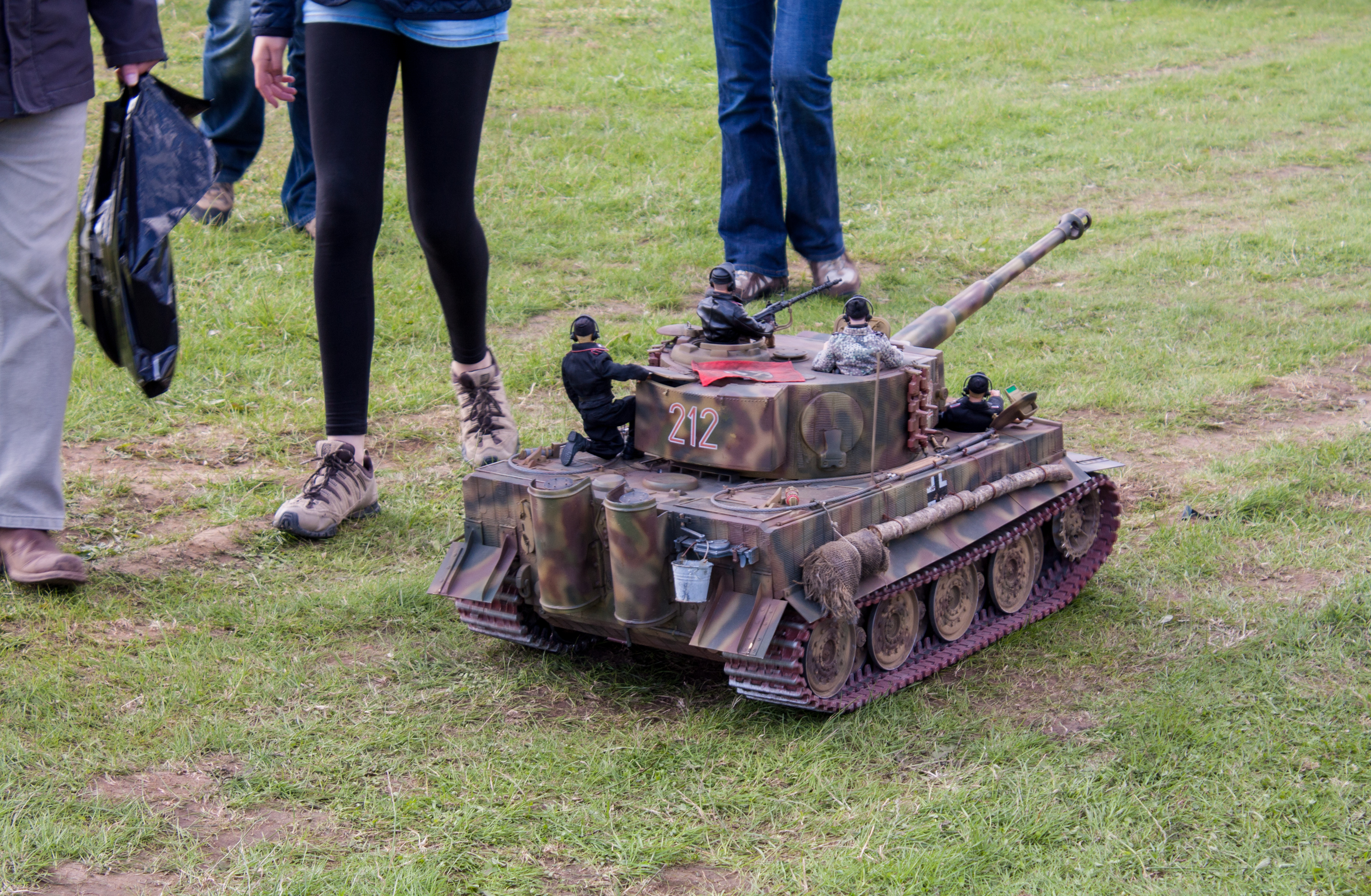 radio controlled tank