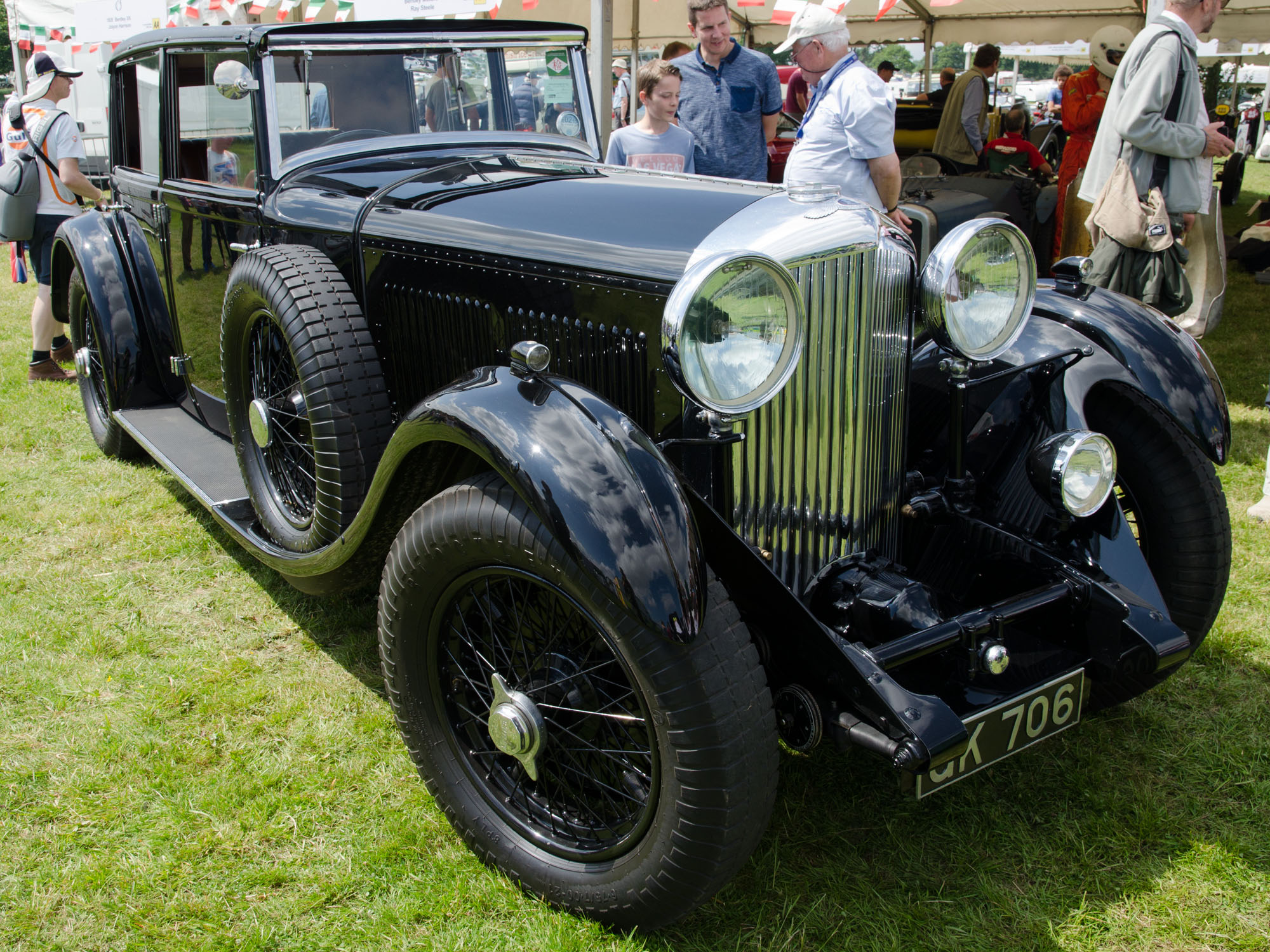 File:Bentley 8 Litre (1930) (14912429238).jpg - Wikipedia