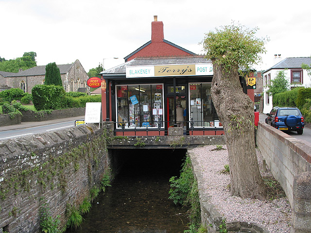 File:Blakeney Post Office - on a bridge - geograph.org.uk - 811443.jpg