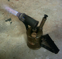 Blowtorch fuel-burning tool for applying flame and heat for various applications