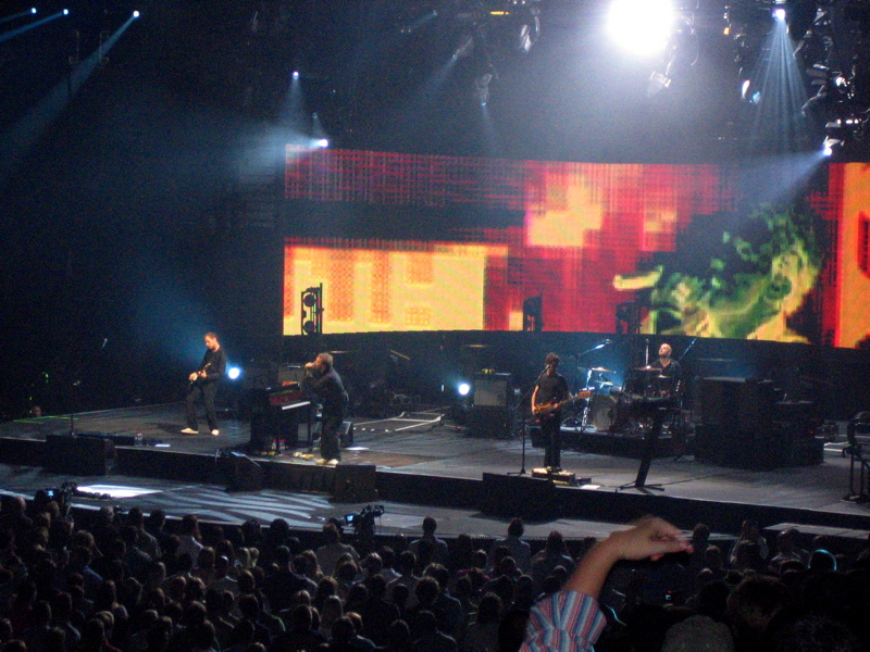 File:Coldplay-concert2005.jpg