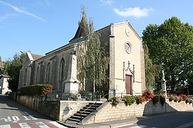 File:Eglise de Misérieux (Ain; 01600).jpg