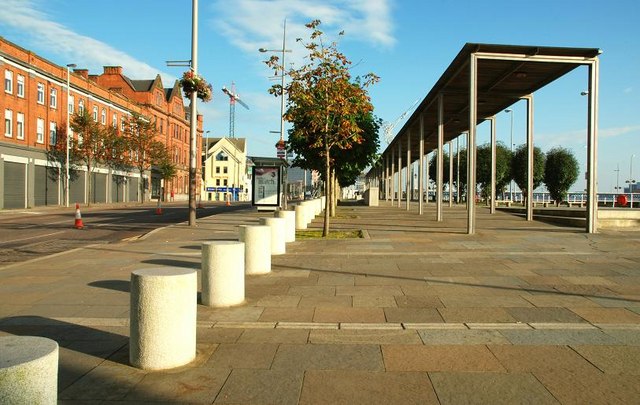 File:Feature, Oxford Street, Belfast - geograph.org.uk - 972792.jpg