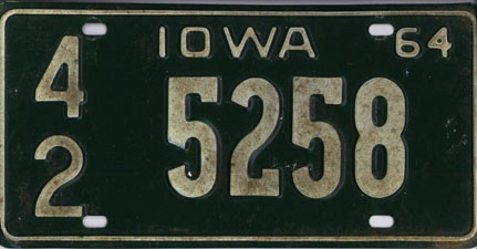 Jeux: Trouvez le numéro suivant - Page 9 Iowa_1964_license_plate_-_Number_42_5258