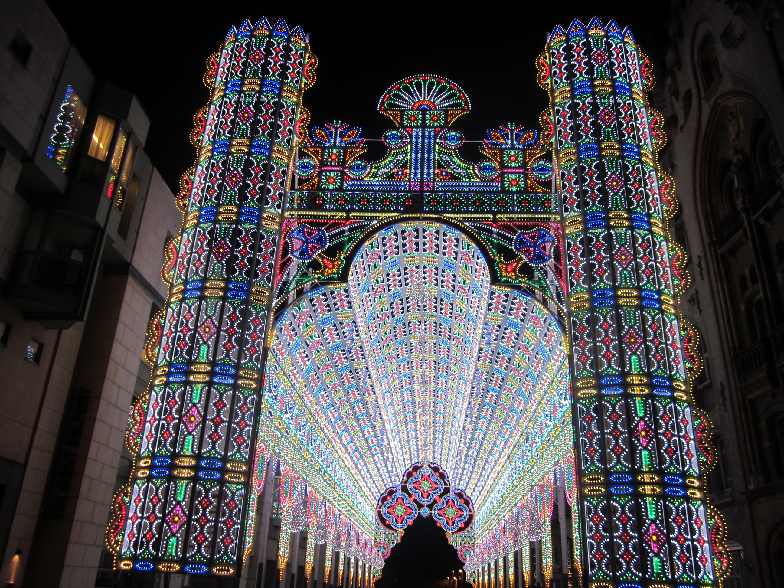 File:Lichtfestival Gent 2012-De Cagna  - Wikimedia Commons