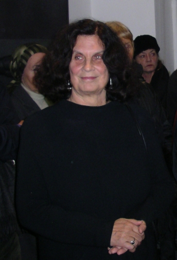 Nuria Quevedo während einer Ausstellungseröffnung, 2008