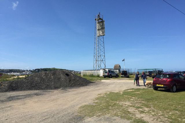 File:Parking by the cricket ground with the Instow Range Front Light on its tower (geograph 4883626).jpg