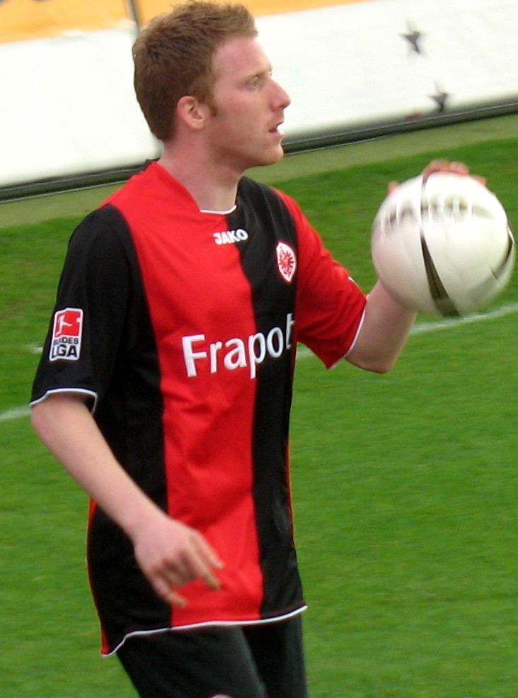 Patrick Ochs playing for [[Eintracht Frankfurt|Frankfurt]] in 2008