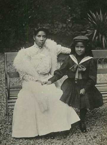 Gravure 1869 Ranavalo Manjaka reine de madagascar et ses héritiers 