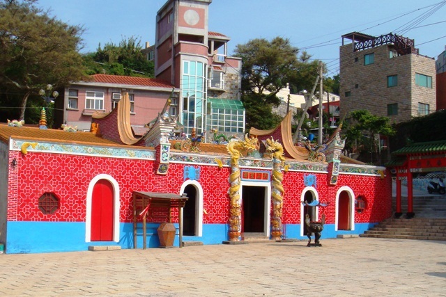 File:Tieban Queen of Heaven Temple, Nangan, Matsu, Taiwan (cropped).JPG