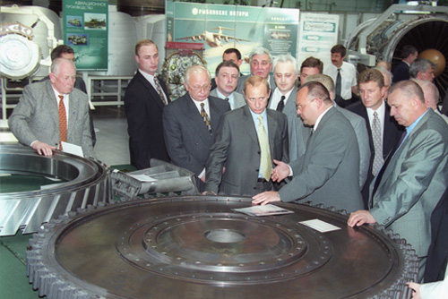 File:Vladimir Putin 31 May 2000-4.jpg