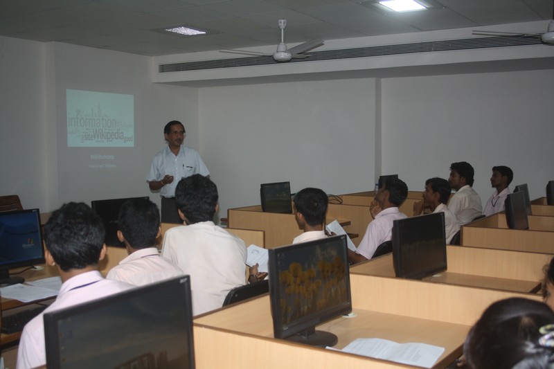 File:Wikipedia-Workshop-SMVIT-Bantakal 007.jpg