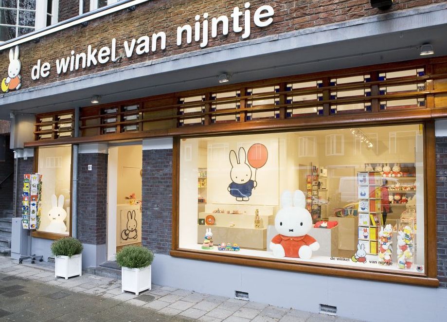 Lao Winst sextant File:Winkel van nijntje amsterdam.jpg - Wikimedia Commons