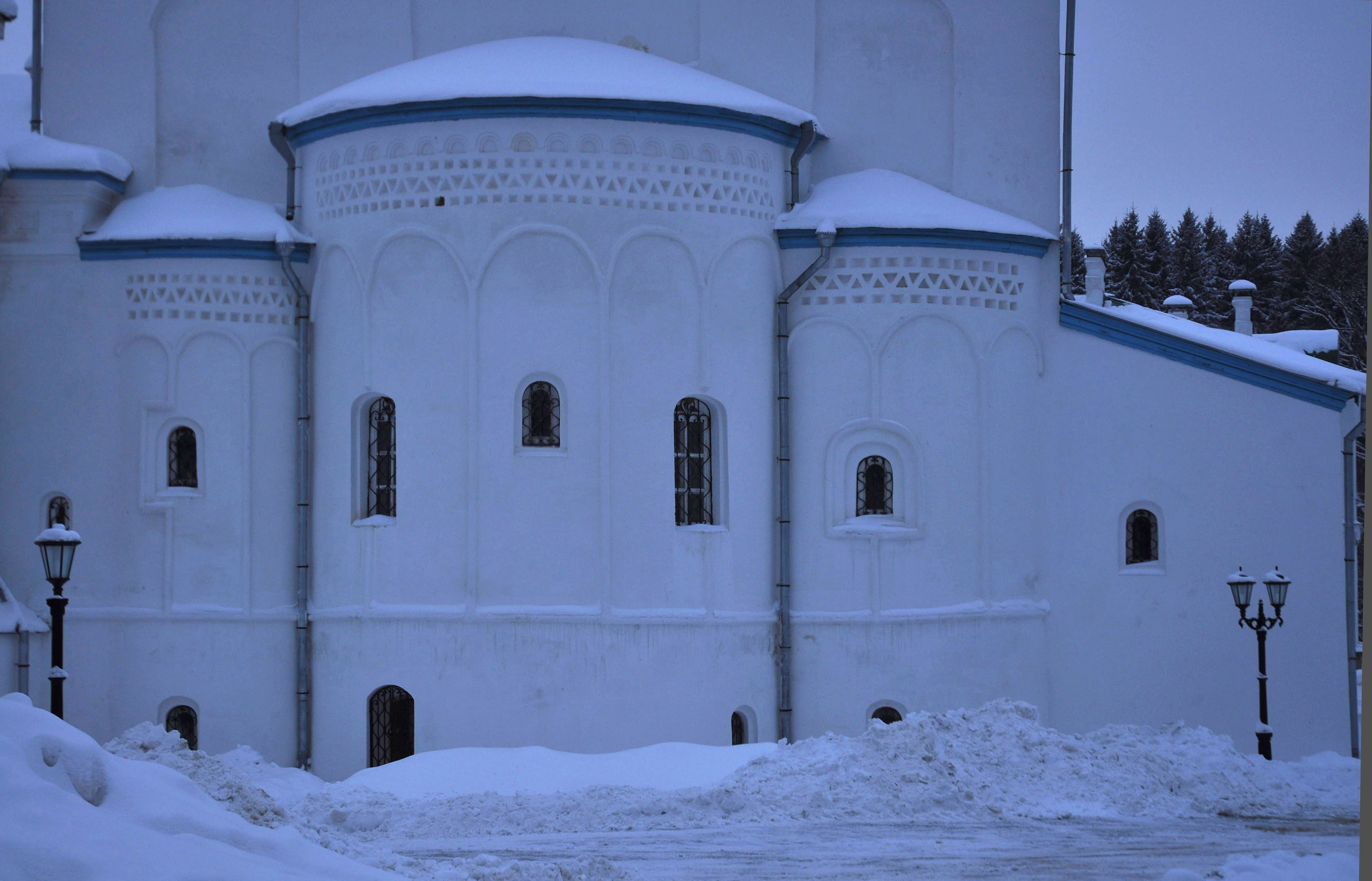 Апсиды Успенского собора