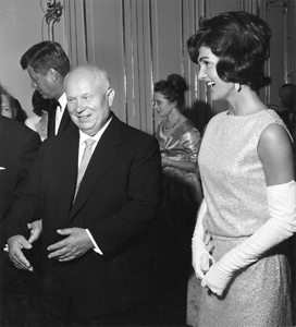 U.S. President John F. Kennedy, First Lady Jacqueline Kennedy and Soviet First Secretary Nikita Khrushchev (center) at dinner in Vienna, in 1961.