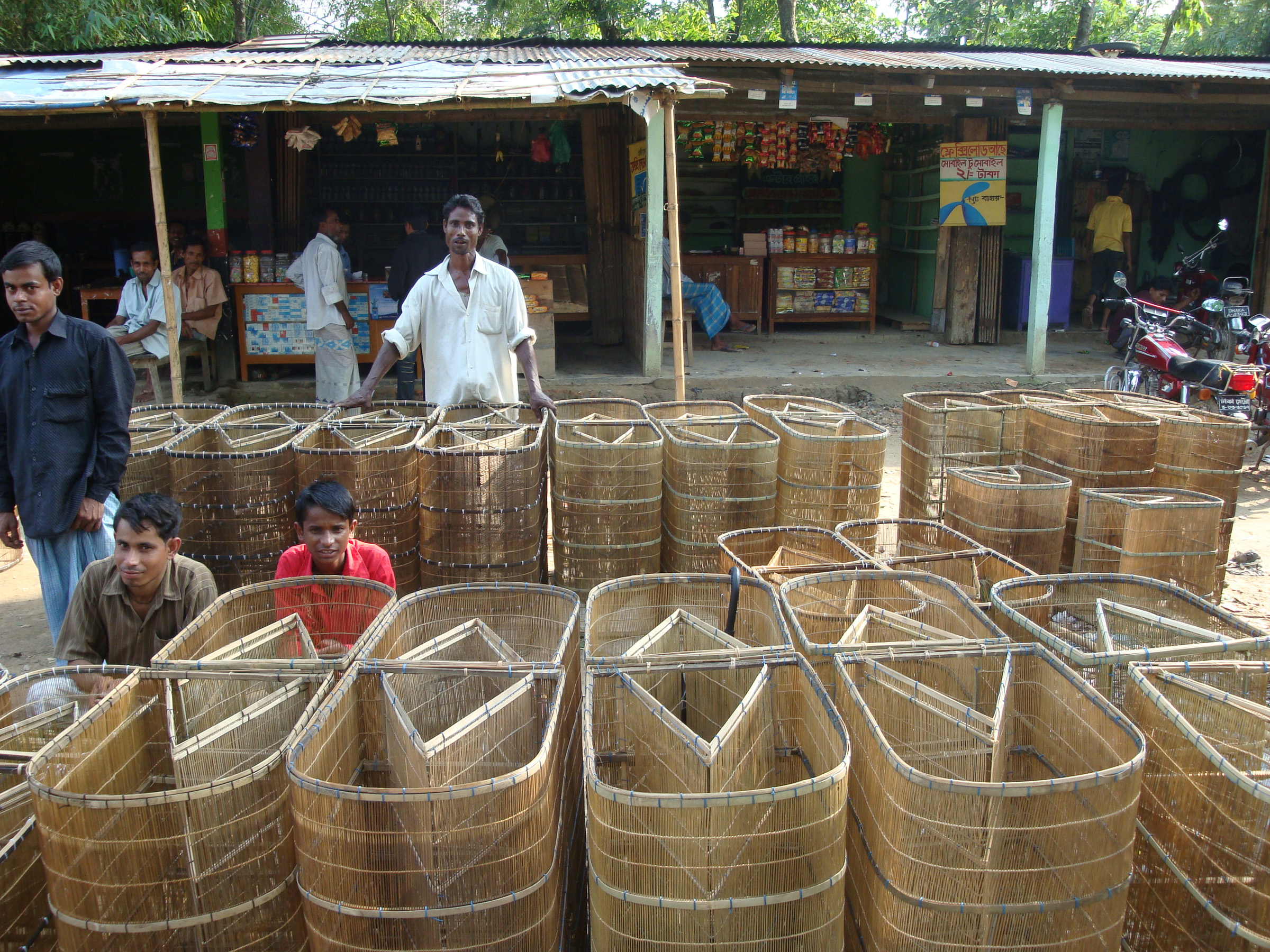 File:A fishing trap market in Sylhet, Bangladesh.JPG - Wikimedia Commons