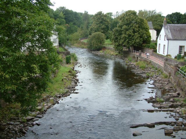 File:Allan Water - geograph.org.uk - 826812.jpg