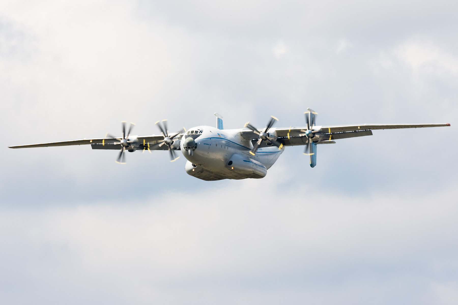 An-22